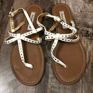 American Eagle Sandals